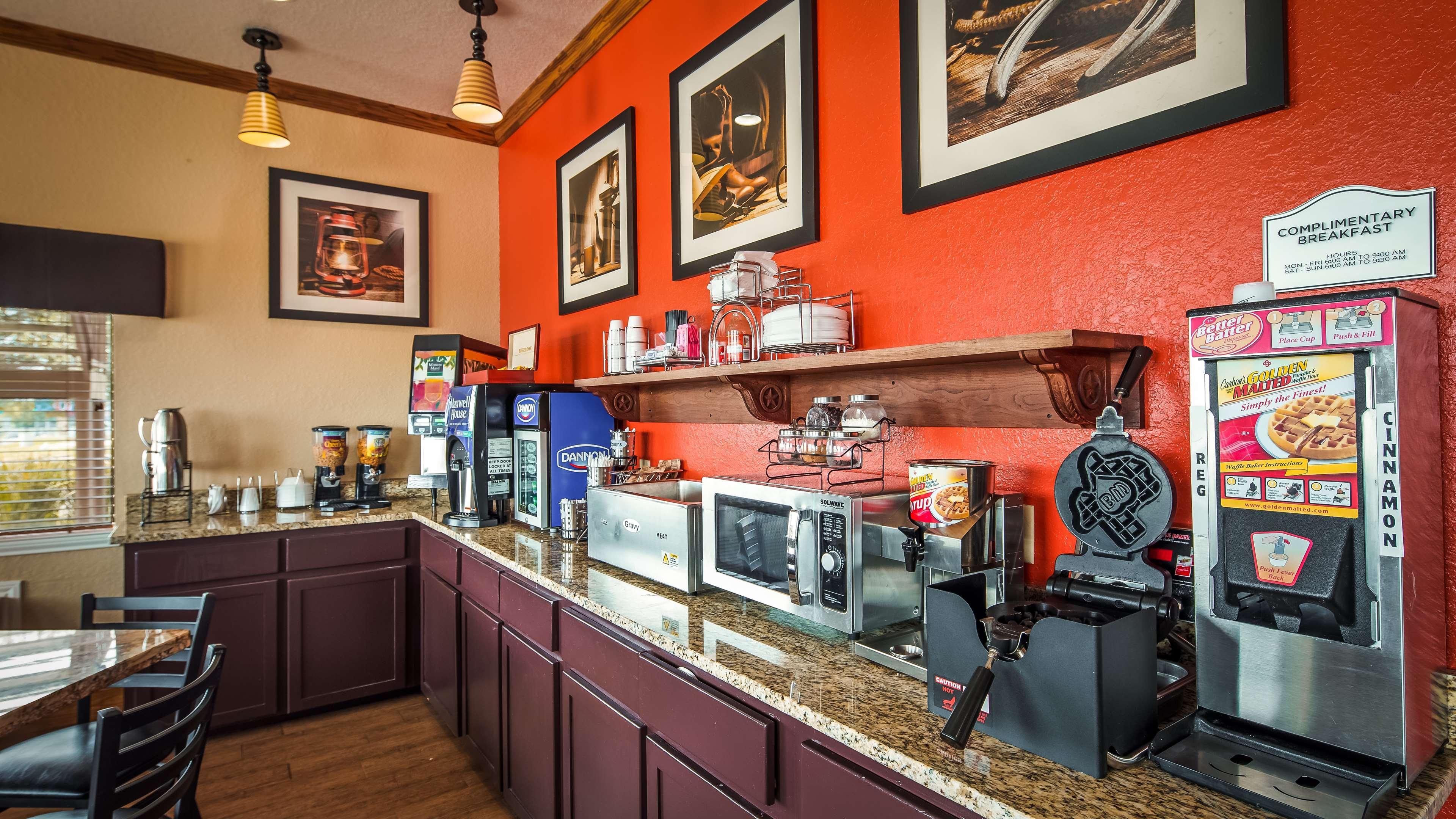 Surestay Hotel By Best Western Floresville Exteriér fotografie